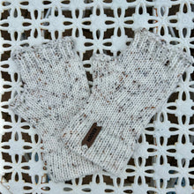 Load image into Gallery viewer, Tweed Fingerless Mitts