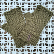 Load image into Gallery viewer, Tweed Fingerless Mitts