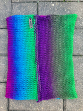 Load image into Gallery viewer, Manarola Cowl